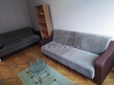 Izdavanje, stan u Kragujevcu, naselje Bubanj, površine 29 m2.