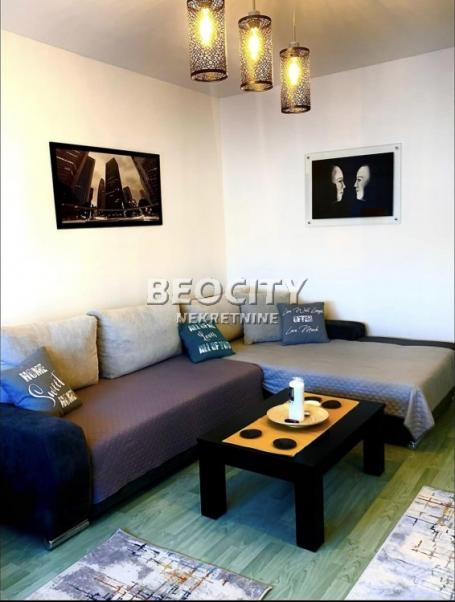 Novi Sad, Centar, Beogradski kej, 2. 0, 54m2, 550EUR