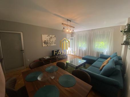 Jednoiposoban stan na Bulevaru oslobođenja - 59m²