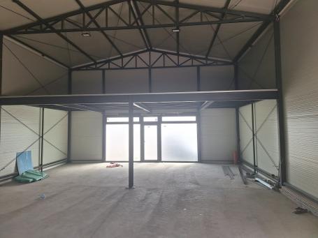 PALILULA ZRENJANINSKI PUT 260m2 , 1300e