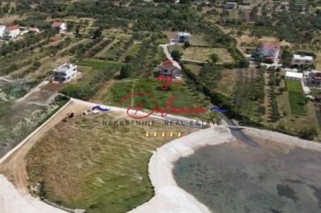 Sukošan, 70m do mora građevinsko zemljište 3602m² ekskluzivna lokacija