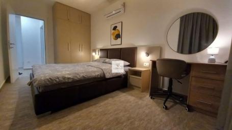 Luksuzno moderan apartman u Bečićima, Budva