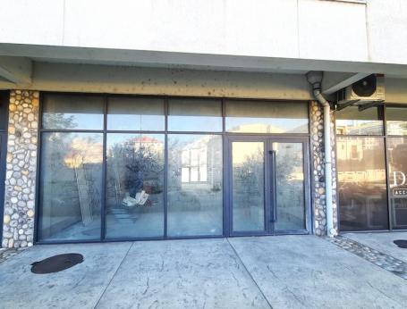 Poslovni prostor , 96m2, Vezirov most, Podgorica