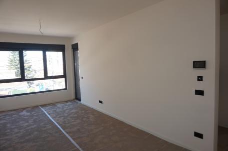 Extra lux salonac kod II Ekonomske- Bez provizije