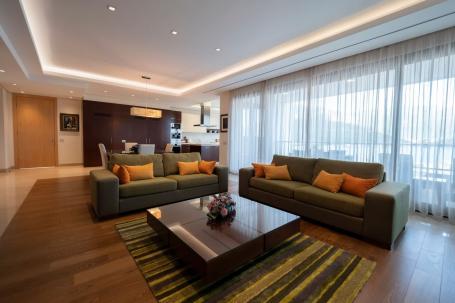 Ekskluzivni dvosoban apartman 180m2 sa SPA sadržajima i panoramskim pogledom – Budva, centar (NA DUZ