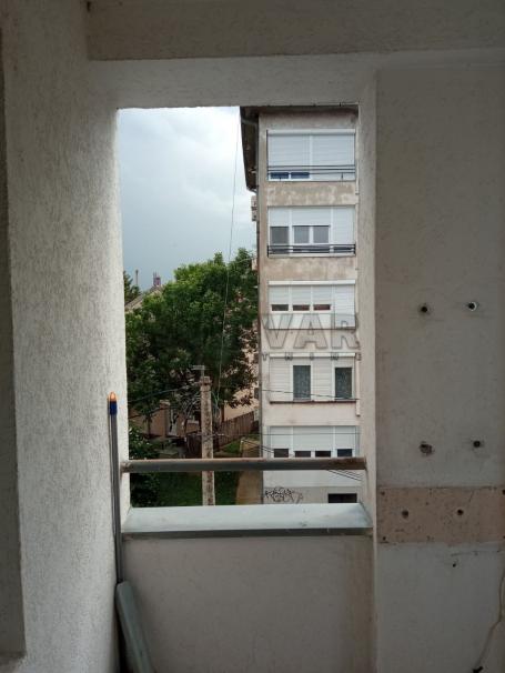 Izdavanje - Stan opremljen kao poslovni prostor u Daniĉićevoj, Kragujevac