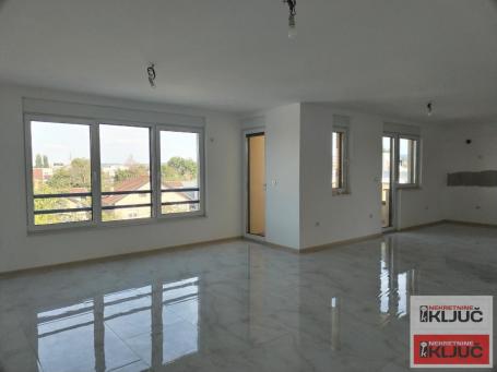 KOD LIPOV GAJA, 151m2, petosoban sa pdv, može Kredit