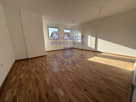 Nov, useljiv stan na Veterničkoj rampi - 91m2