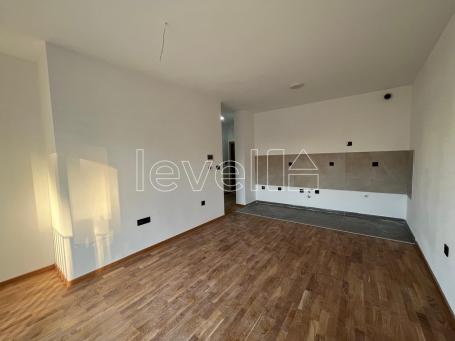 NOVI SAD - SAJAM - 39. 00 m2
