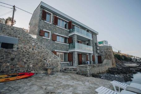 Prodaja, Kuća, 300m2 , KRAŠIĆI