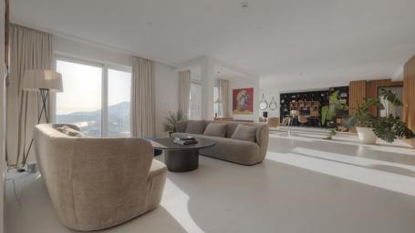 Prodaja, Stan, 1000m2 , Rafailovići