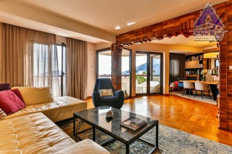 Prodaja, Stan, 156m2 , Dubovica