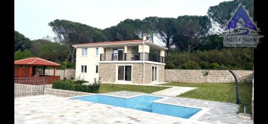 Prodaja, Kuća, 250m2 , ZAGORA
