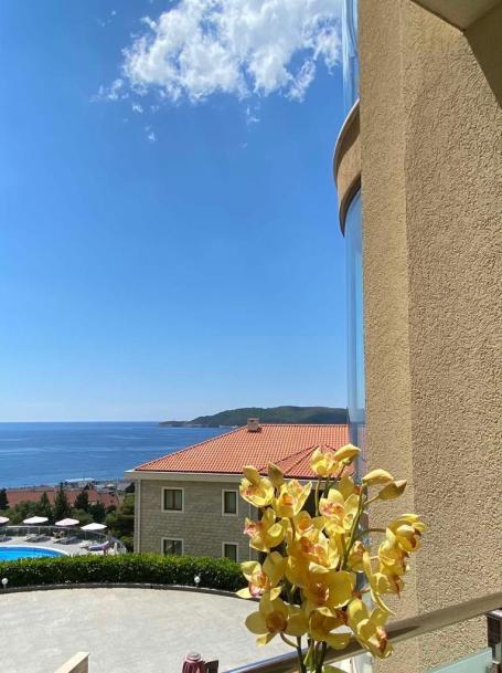 Izdavanje, Stan, 75m2 , BECICI