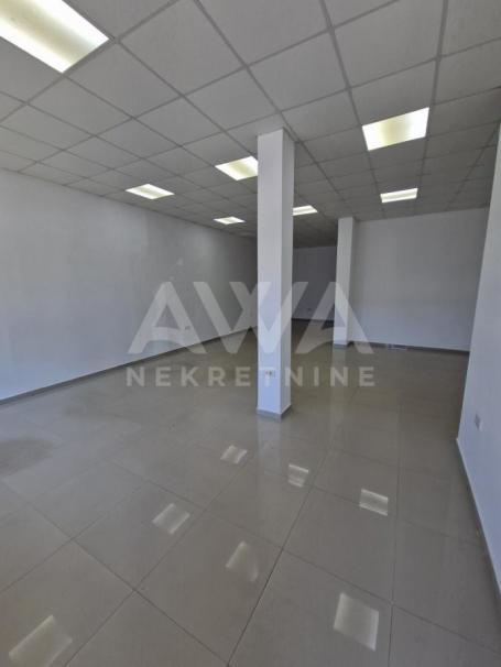 Crvenka, Lokal, 68 m2