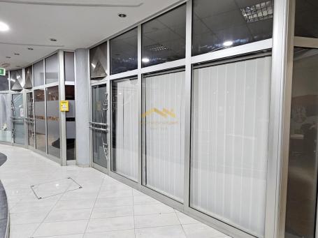 Kupi bez provizije - povoljan lokal u strogom centru grada