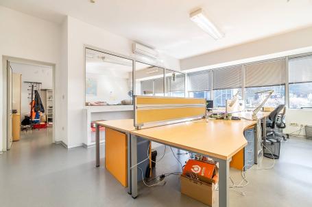 Sveta Nedelja, poslovni prostor 630 m2 unutar poslovne zgrade