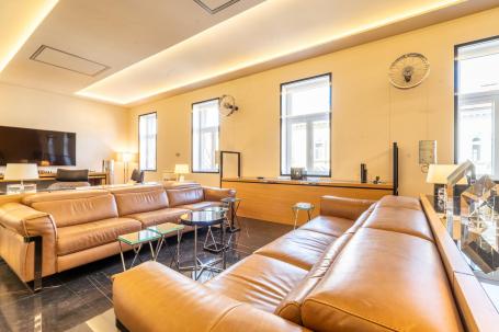 Zagreb, Donji grad, poslovni prostor/stan 159 m2