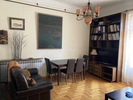 Stari grad, Centar, Uzun Mirkova, salonac, 70m2, namesten