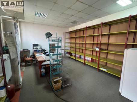 POSLOVNI PROSTOR U ILIĆEVU
