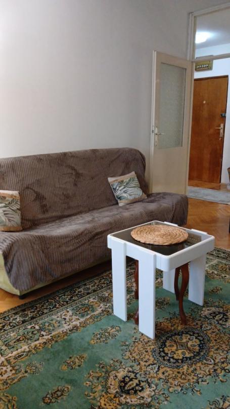 Hotel Jugoslavija, izdavanje stana 46m2