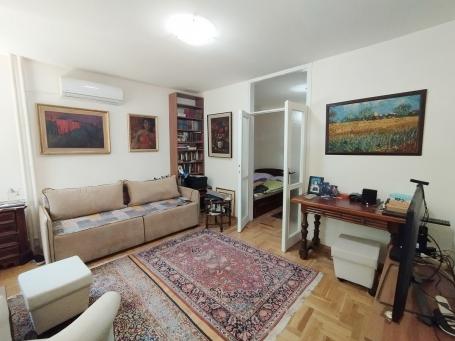 Renoviran 1. 5 stan, Radovana Simića Cige, 42m2
