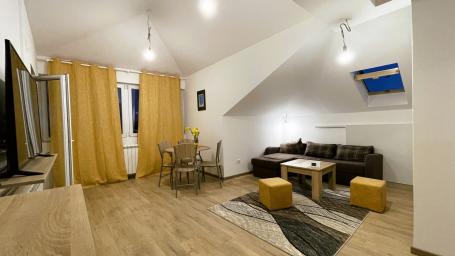 Trosoban stan, Mala Vaga, 70m2, gas