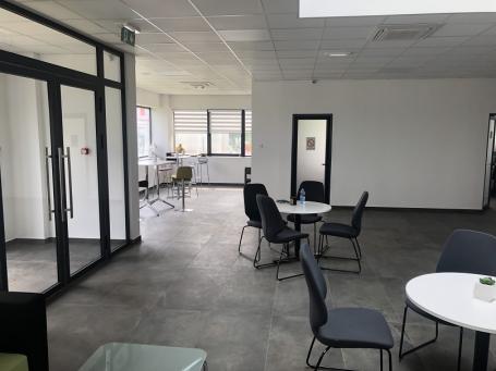ZEMUN AUTOPUT BG-NS 2000m2 , 15000e