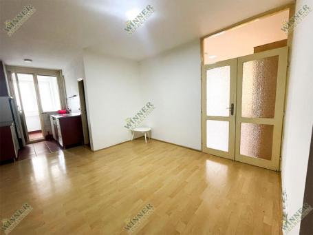 Polurenoviran dvoiposoban stan 61m² – Zemun, Sava Kovačević, 5/11, uknjižen ID#1386