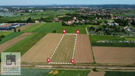 Građevinski plac 65 ari, Obrenovac – 50 000 €