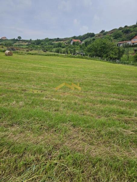 Prelep plac na Bukovcu