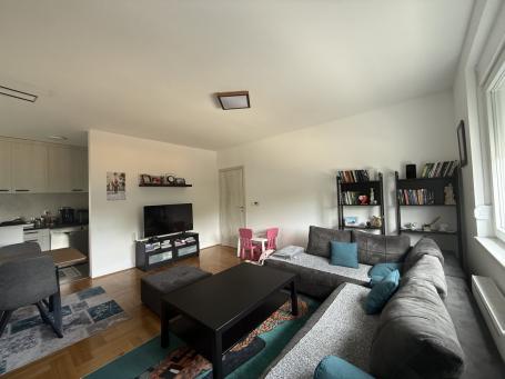 NOVI SAD - TELEP - 81. 83 m2