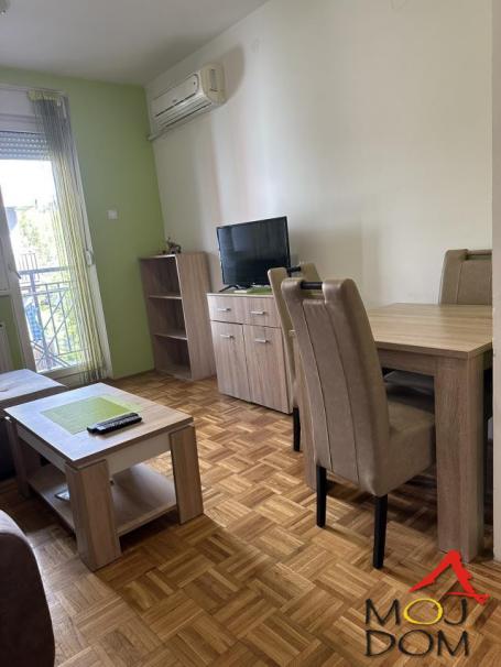 NOVI SAD - SAJAM - IZDAVANJE NEKRETNINA - 35 m2 - 400€
