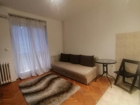 Nameštena garsonjera 20m2 na odličnoj lokaciji - Grbavica