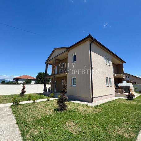 Kuća 200m2, Prodaja, Podgorica