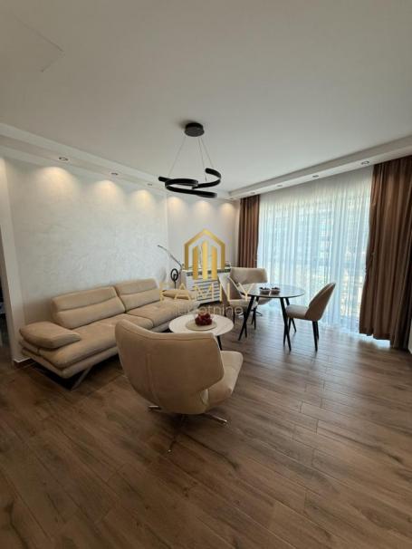 Izdaje se dvosoban stan – atraktivna lokacija – 54 m² – 700 €