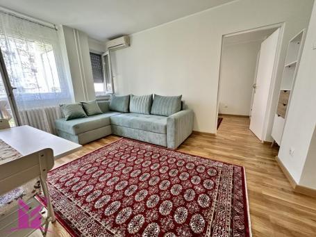 * Novi Sad - Bulevar Oslobođenja *