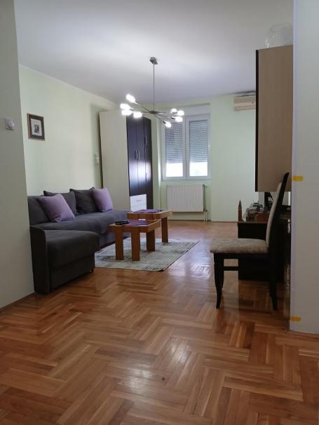 Novi Sad, Bulevar Patrijarha Pavla, u blizini kružnog toka, izdaje se odličan, kompletno namešten i