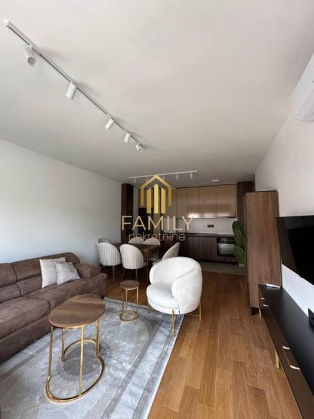 Novi Sad Detelinara 850 € Stan Izdavanje