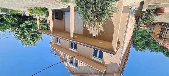 NOVI BEOGRAD SURCIN 150m2 , 1000e