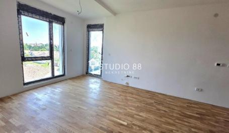 Prodaja, Stan, 753