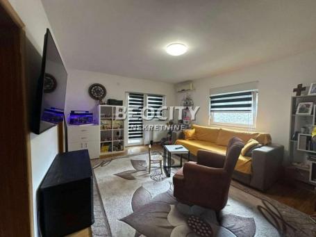Novi Sad, Vidovdansko naselje, Simonodina , 4. 0, 204m2, 290000EUR