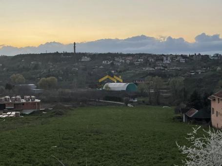 Atraktivni građevinski placevi na Alibegovcu – idealni za stambenu ili stambeno-poslovnu gradnju