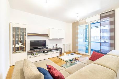Zagreb, VMD Strojarska, prekrasan trosoban stan NKP 86, 80 m2