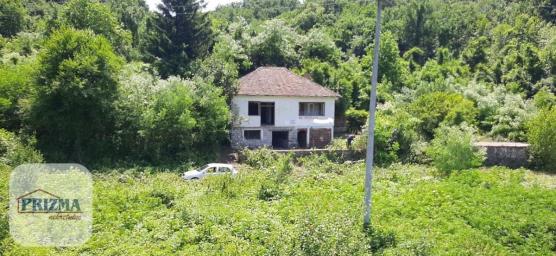 Objelat na magistralnom putu Paraćin-Zaječar blizu Grze-klisura Grze