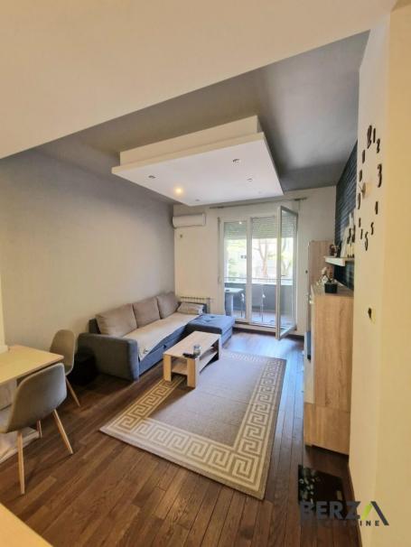 LAGUNA RESIDENCE, KOMPLETNO NAMEŠTEN DVOSOBAN STAN