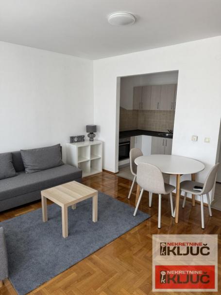 GRBAVICA, 33m2, Jednosoban, Namešten