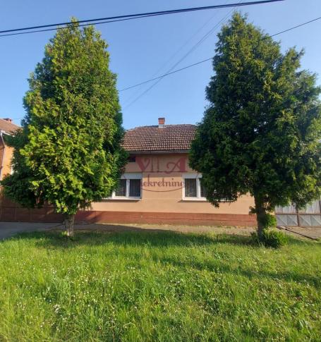 Srbobran, Odlična kuća sa lepim manjim dvorištem