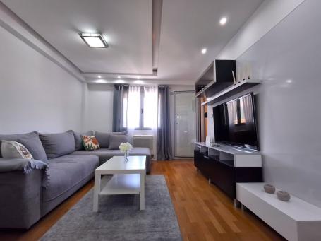 Jednosoban namješten stan, 58m2, Stari aerodrom, Podgorica
