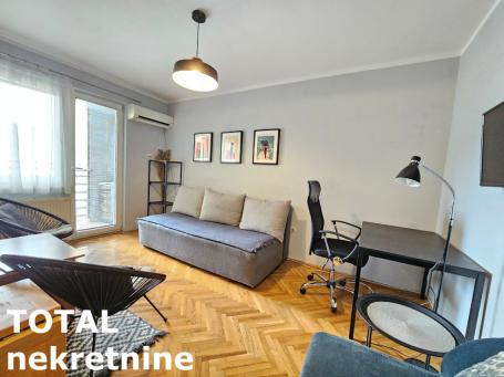 NOVI SAD - CENTAR - 29. 00 m2